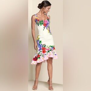 Venus  RuffledTrim Detail Dress size large